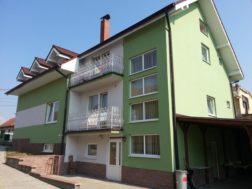 Ubytovanie Tri Sestry Hrabušice Екстериор снимка